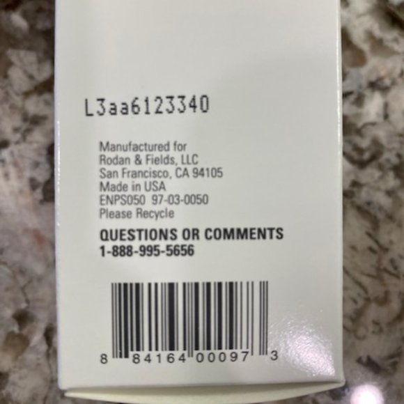 **NEW** R+F Micro-Dermabrasion Paste - Packets - Picture 3 of 4